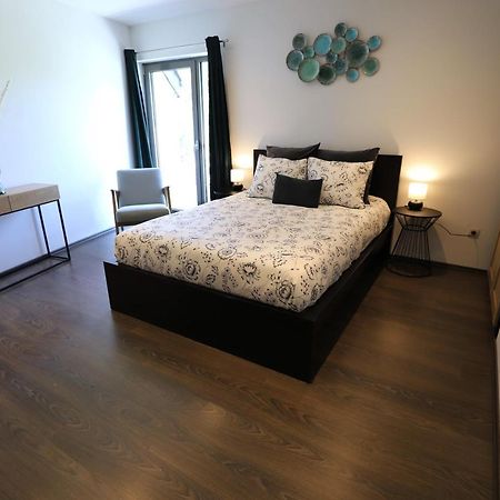Aux Berges Du Bocq Villa Yvoir ภายนอก รูปภาพ