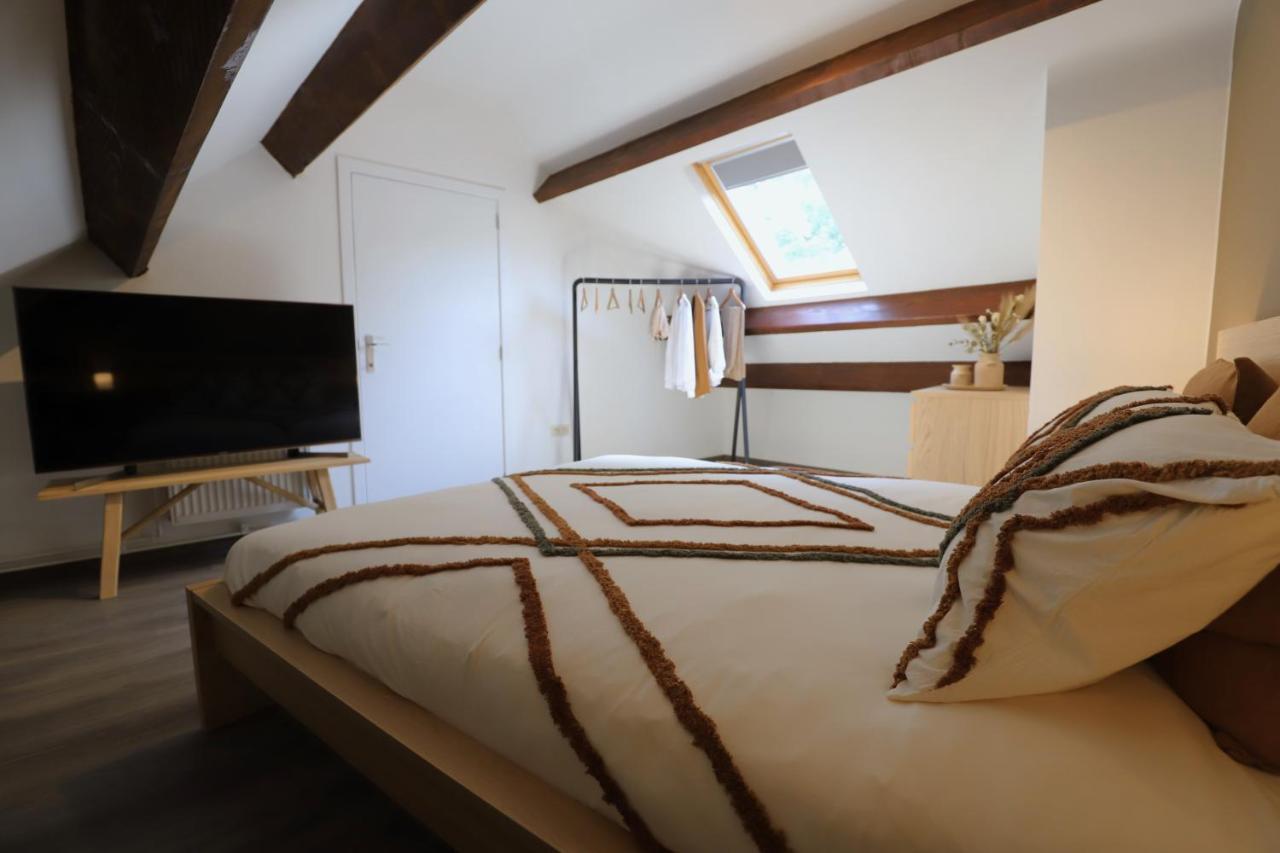 Aux Berges Du Bocq Villa Yvoir ภายนอก รูปภาพ